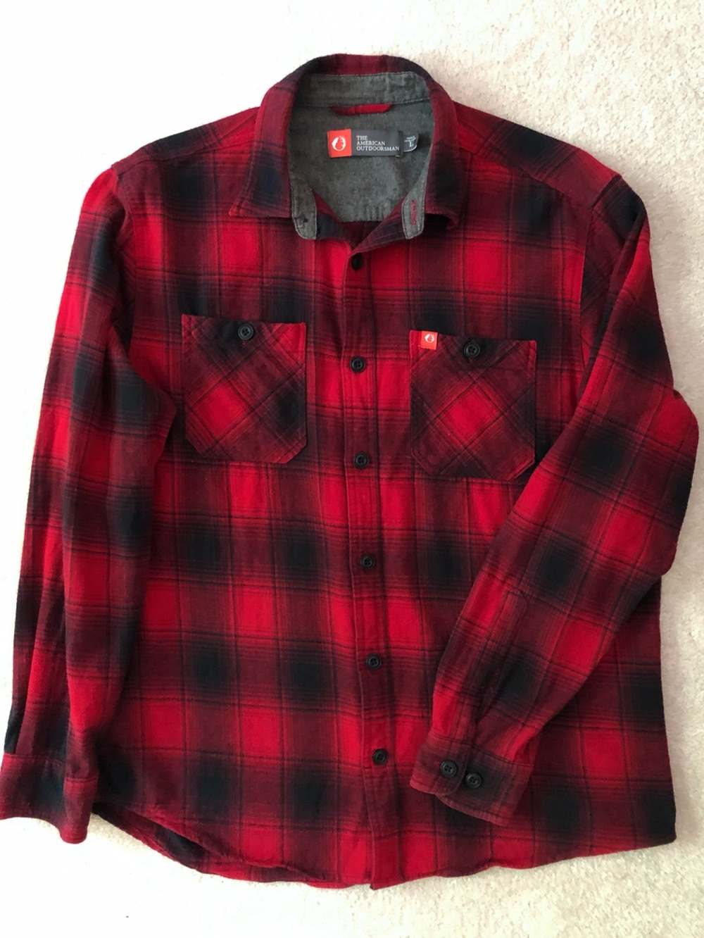The American Outdoorsmen Red & Black Plaid Flannel Button Up Shirt Size Large